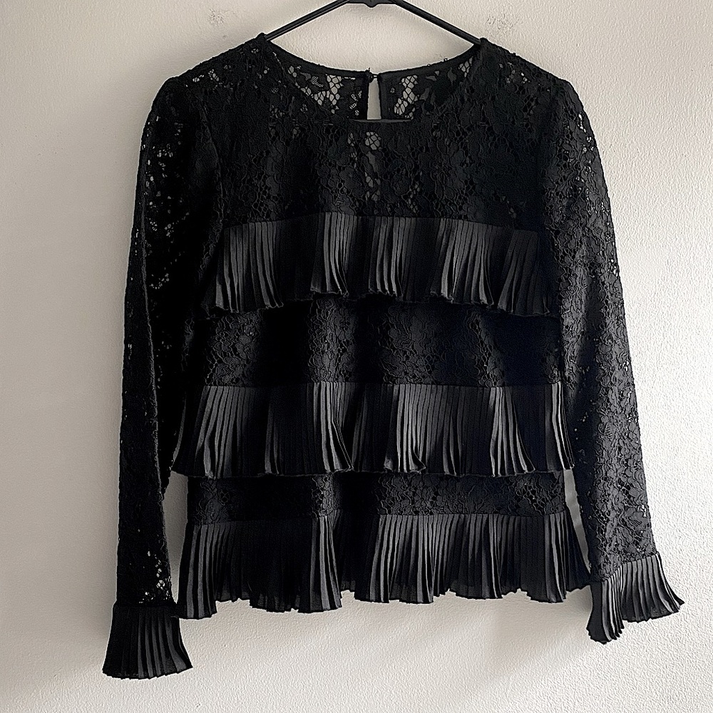 J CREW chic black tiered pleated lace top size 2 like new - Picture 13 of 13
